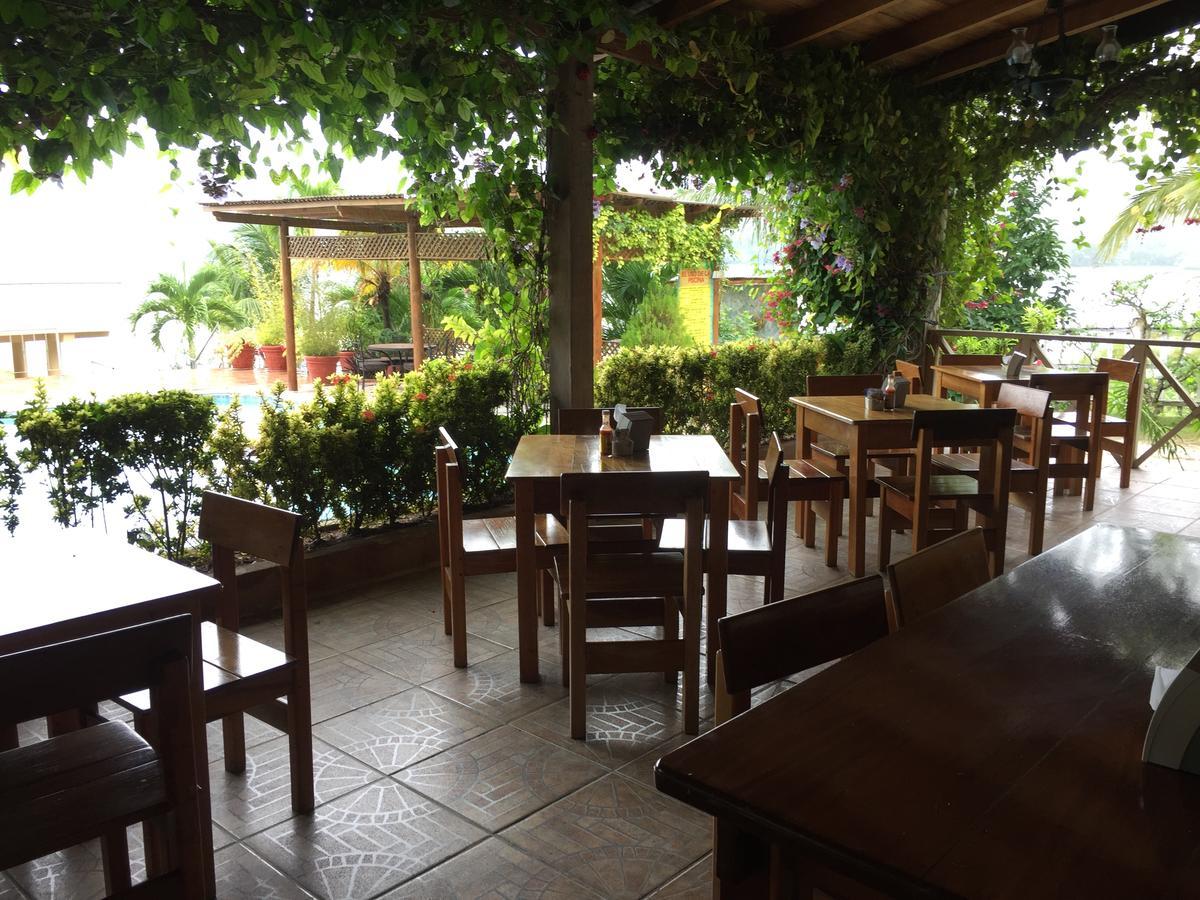 Hotel Y Restaurante El Muelle El Remate Zewnętrze zdjęcie